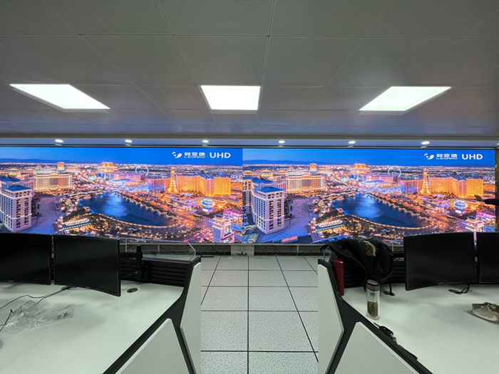 某市紧急救援中心 指挥中心 MG1.5 9.6-2.025=19.44 (2)